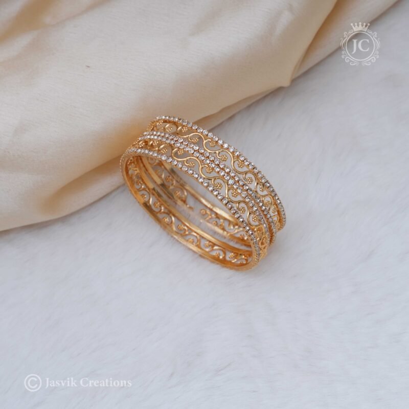 Microplated Bangle -JCBN026