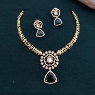 Manusulayo Emerald Necklace - JCNL061