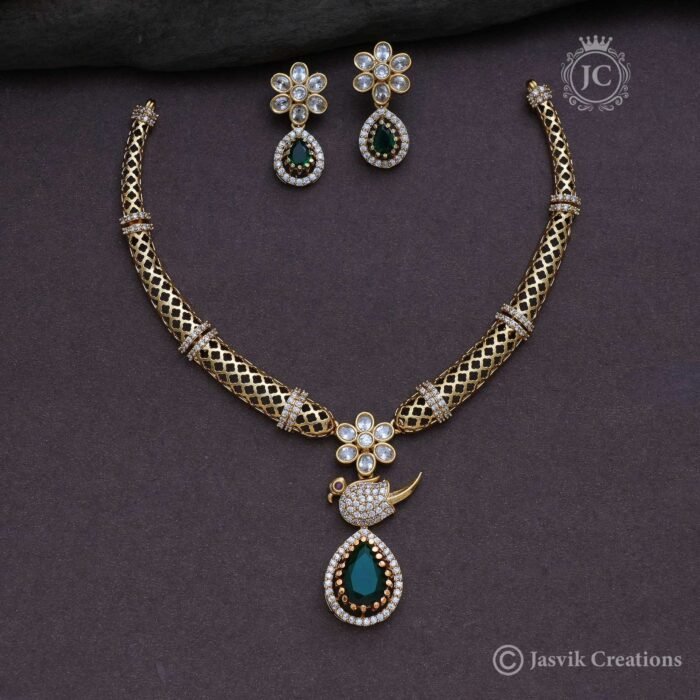 158 Antique-Parot-Necklace---Green-colour-JCNL158 650-(2)