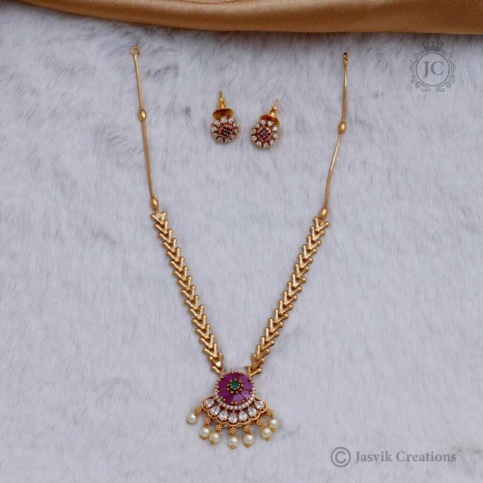 Simple Premium necklace with Back Chain 450 (1)