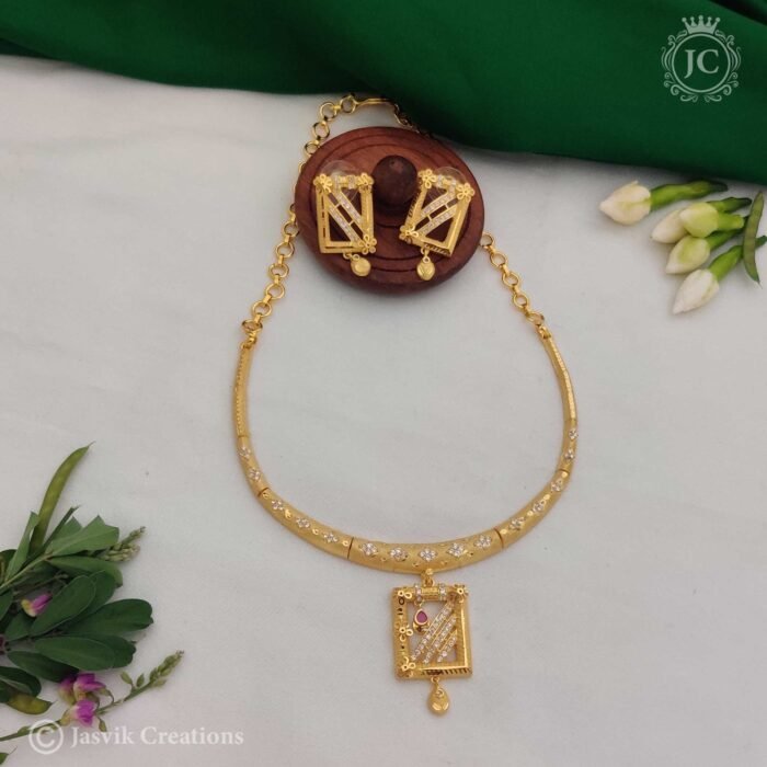 5-Forming-Necklace---899