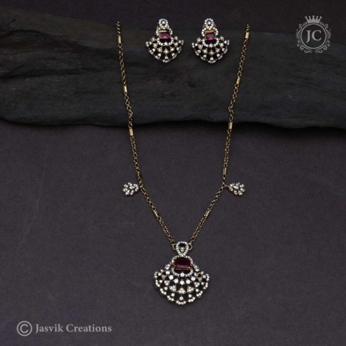 250 Premium-Victorian-Chain-Red -JCCH250 - 750 (2) 250 Premium-Victorian-Chain-Red -JCCH250 - 750 (2)