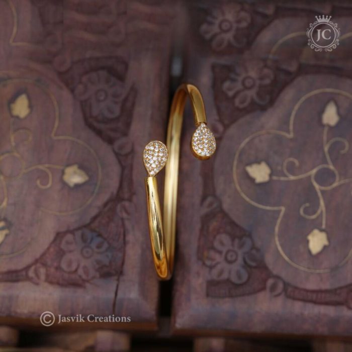 31 Antique Adjustable Bracelet - JCBT031-199