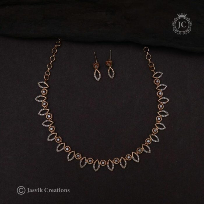 324 Micro-Plated-Diamond-Look-Simple-Necklace-JCNL324-599
