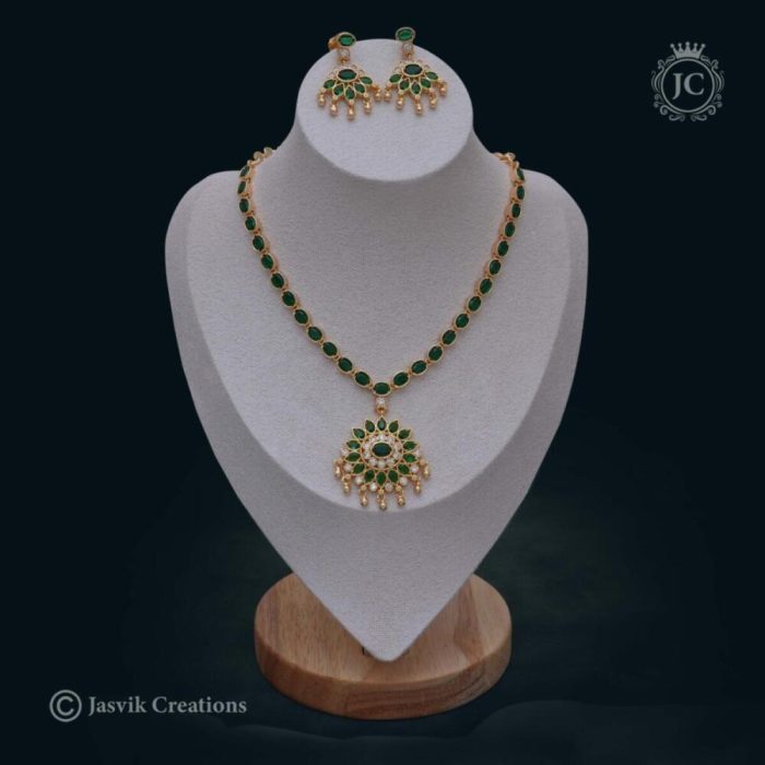 398 Micro Plated Traditional Emerald NEcklace - JCNL398- 899