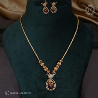 423 Micro Plated PArrot NEclace Red- JCNL423 650 (3)