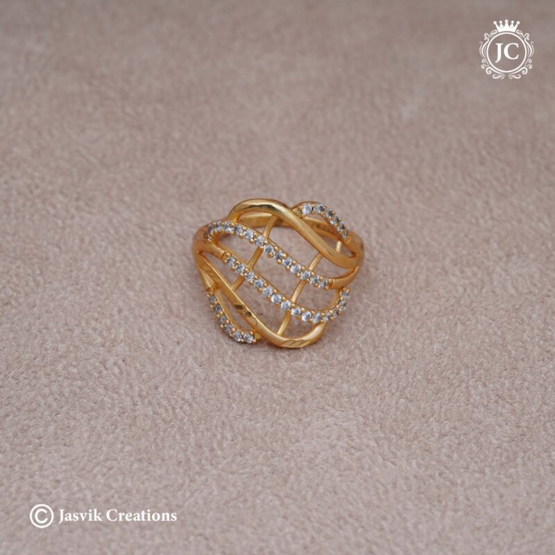 Forming-Diamond-Look-Finger-Ring - JCFR048 - Image 3