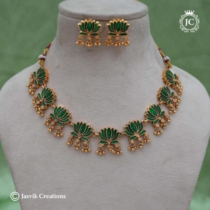 574 Matte-Finish-Trending--Green-Lotus--NEcklace-- JCNL574 -399-(4) 574 Matte-Finish-Trending--Green-Lotus--NEcklace-- JCNL574 -399-(4)