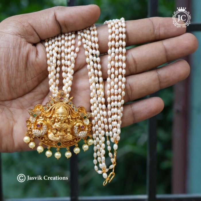 479 Premium Antique Pendent with PEarl Beads Chain - JCCH479 - 24 Inch 799 (5) 479 Premium Antique Pendent with PEarl Beads Chain - JCCH479 - 24 Inch 799 (5)