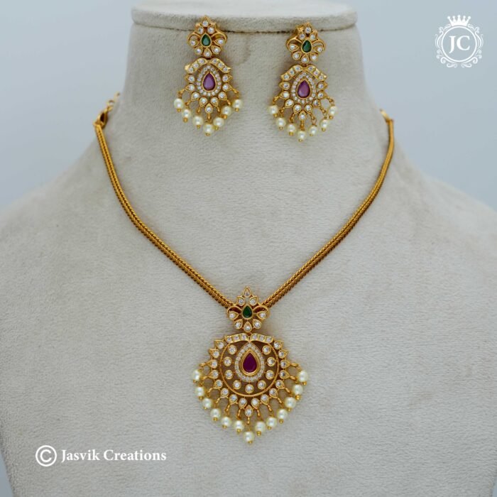 619 MAtte Finish TRaditional Detachable Necklace Set - JCNL619 - 450