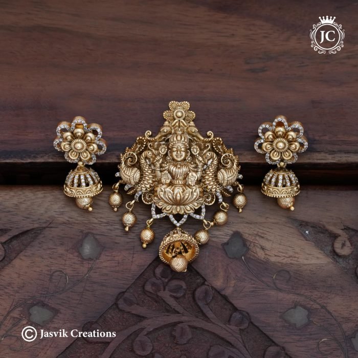 106 Premium Antique Lak shmi with Peacock Pendent with Ear Ring- JCPT106- - 699 (4)