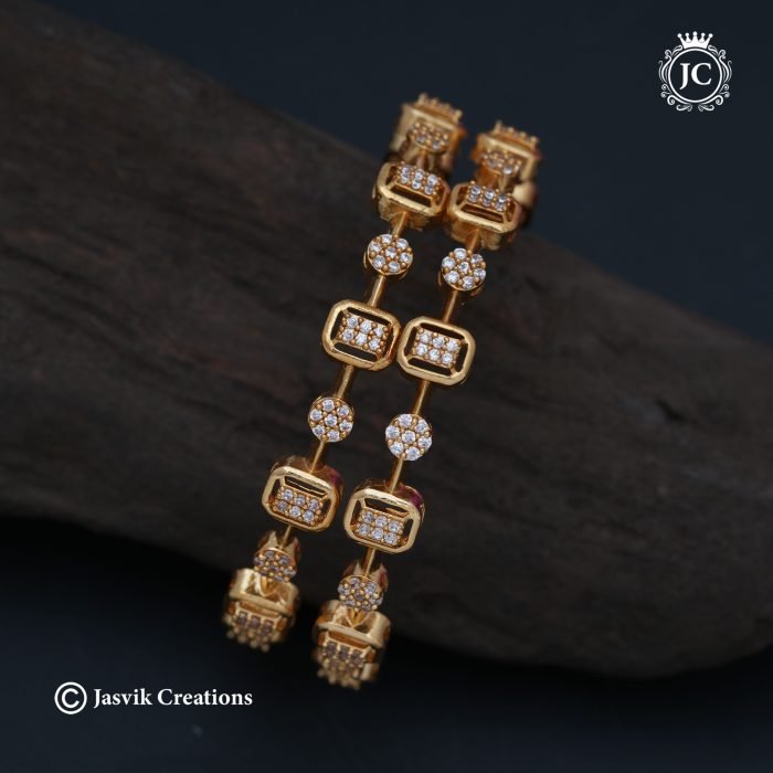 139 Gold-Finsh-AD-Bangle---450----Jcbn139- (2)