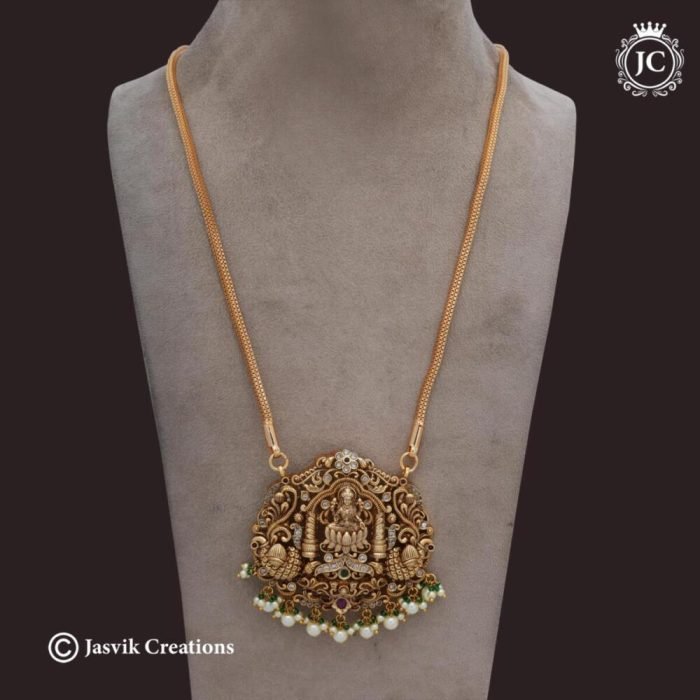 607 Heavy Anique LAkshmi dollar With Thick Microplated ox Chain - 30 Only-JCCH607 - 1999 (3) 607 Heavy Anique LAkshmi dollar With Thick Microplated ox Chain - 30 Only-JCCH607 - 1999 (3)
