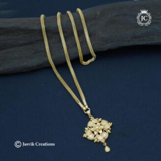 Forming Flower Dollar Chain - JCCH664
