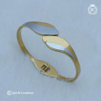 Antique Tarnish Dual-Tone Petal Bracelet  - JCBT147 - Gold