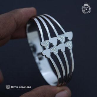 “Eternal Hearts Anti-Tarnish Bracelet”- JCBT168