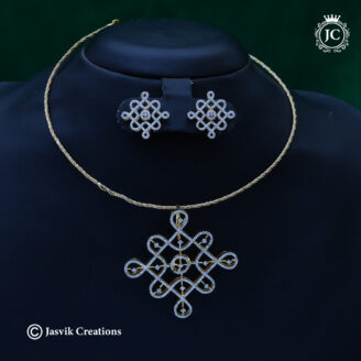 GJ PolishTraditional Kolam  Pendant Set with Twisted Hasli Chain- JCNL899