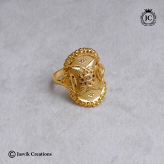 Vintage Oval Motif Gold-Plated Forming Finger Ring - JCFR155