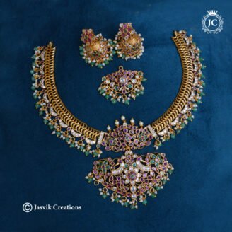 Real Kemp Grand Necklace Set with Detachable Pendant - JCNL297