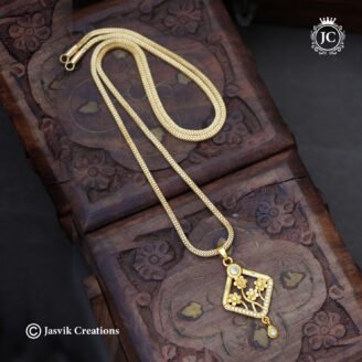 Gold-Forming Floral Diamond-Frame Pendant Short Chain - JCCH778