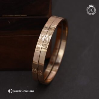 Impon Heart & Geometric Engraved Bangle without Polish - JCBN266