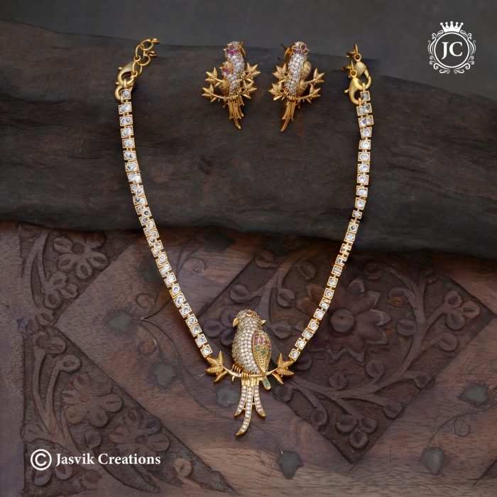 387 tRENDING-pARROT-nECKLACE JCNL387--450-(5)