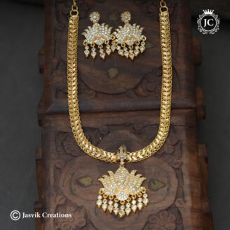 Microplated Full White Lotus Attigai Necklace Set with Earrings - JCNL1010