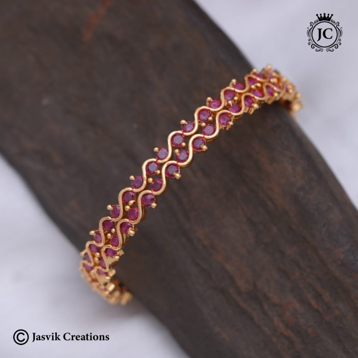 177 Traditional Vintage4 Style Bangle-JCBN177 - Ruby - 399