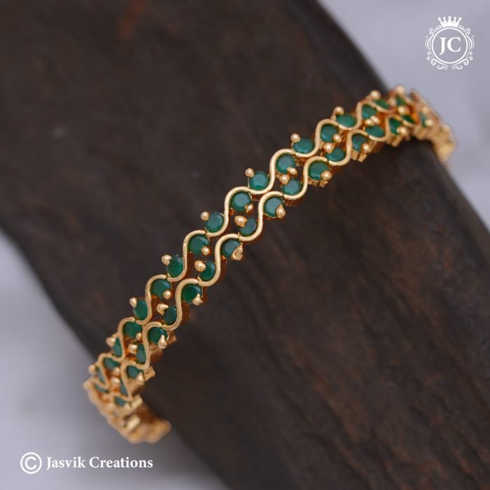 182 Traditional Vintage4 Style Bangle - green-JCBN182 - 399