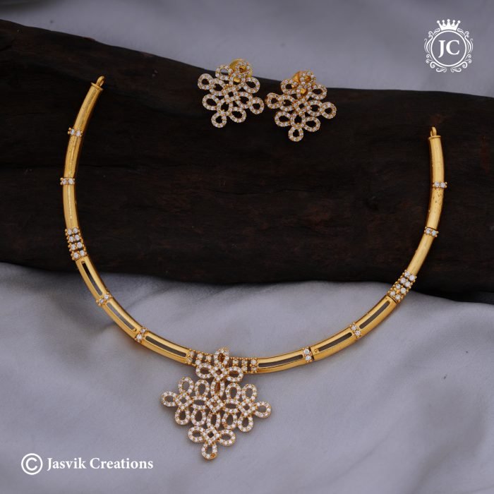940 Premium Antique Gold Finish Kante with Kolam Pendent (with Backchain) -JCNL940-550